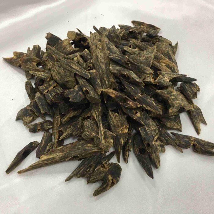 Natural Aromatic Underwater Black Oil Agarwood